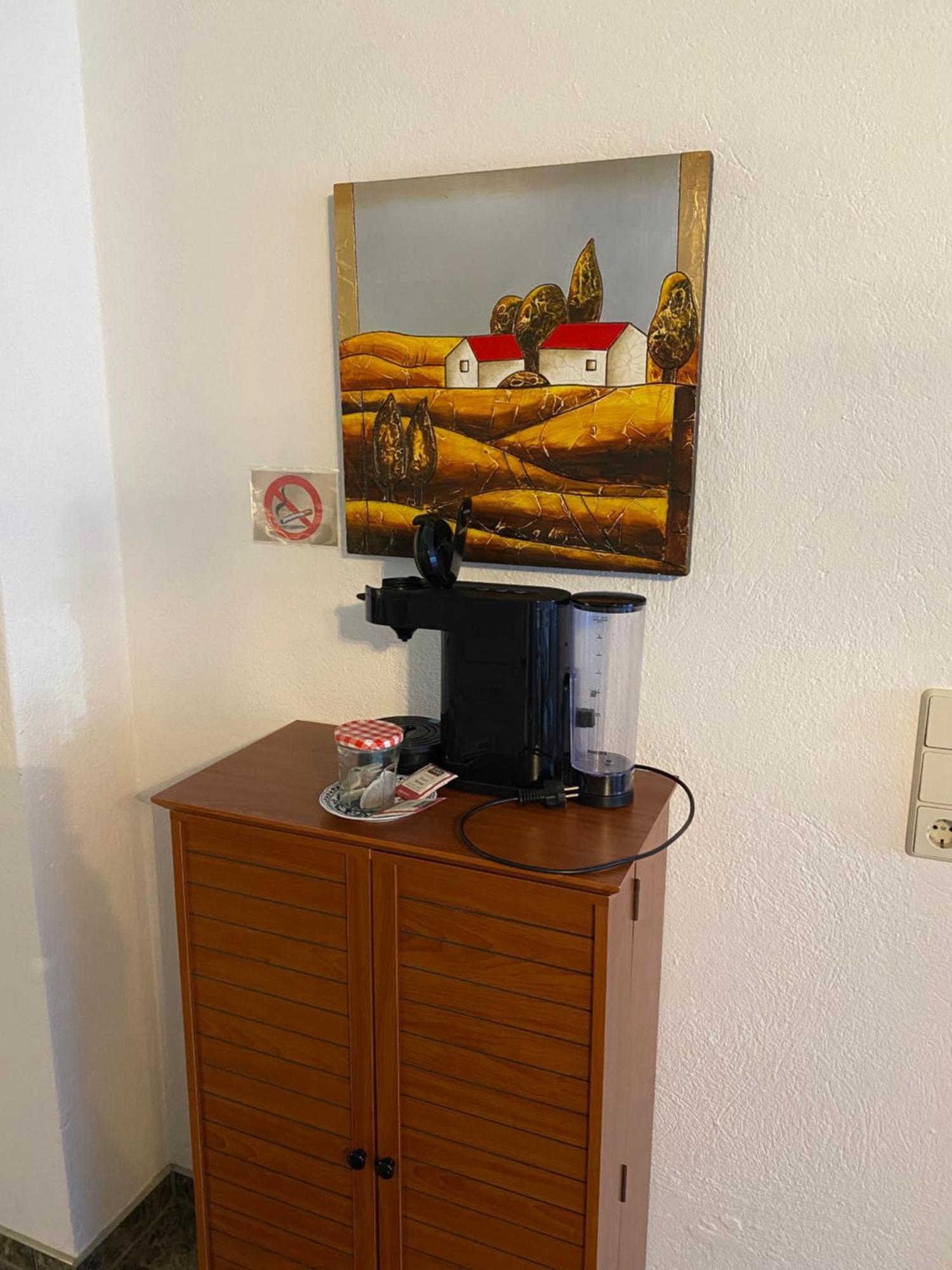 Grosse Helle Wohnung Am Wald In Bad Saarow Nahe Gruenheide Und Berlin Souterrain Luaran gambar